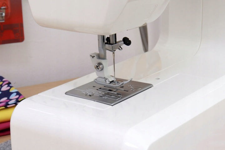 Janome REWELACYJNA domowa Maszyna do Szycia JANOME JUNO E1015 + GRATIS PORADNIK