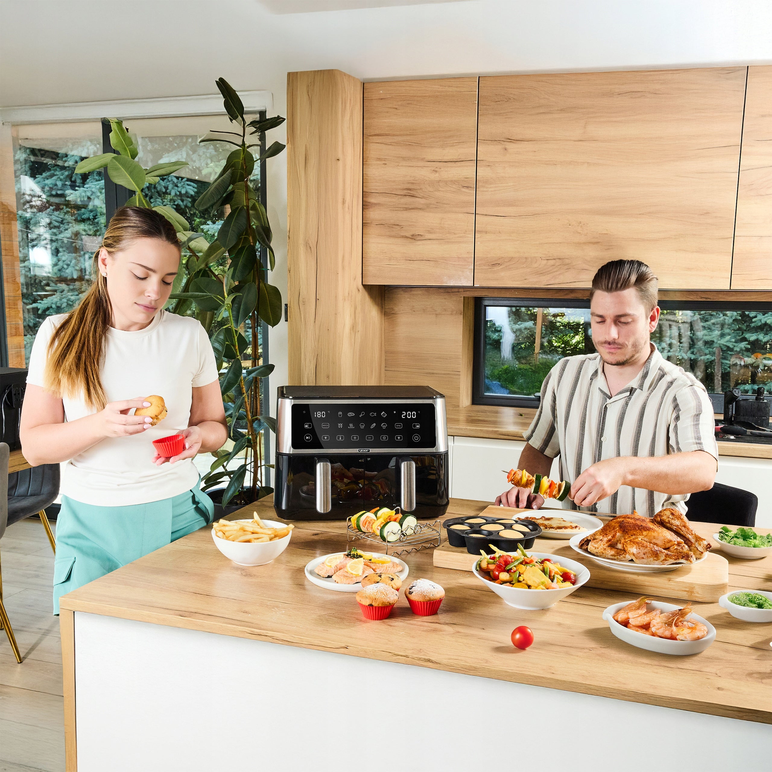 Frytkownica beztłuszczowa 11L Air Fryer Yoer 2800W 12 programów 23 elementy