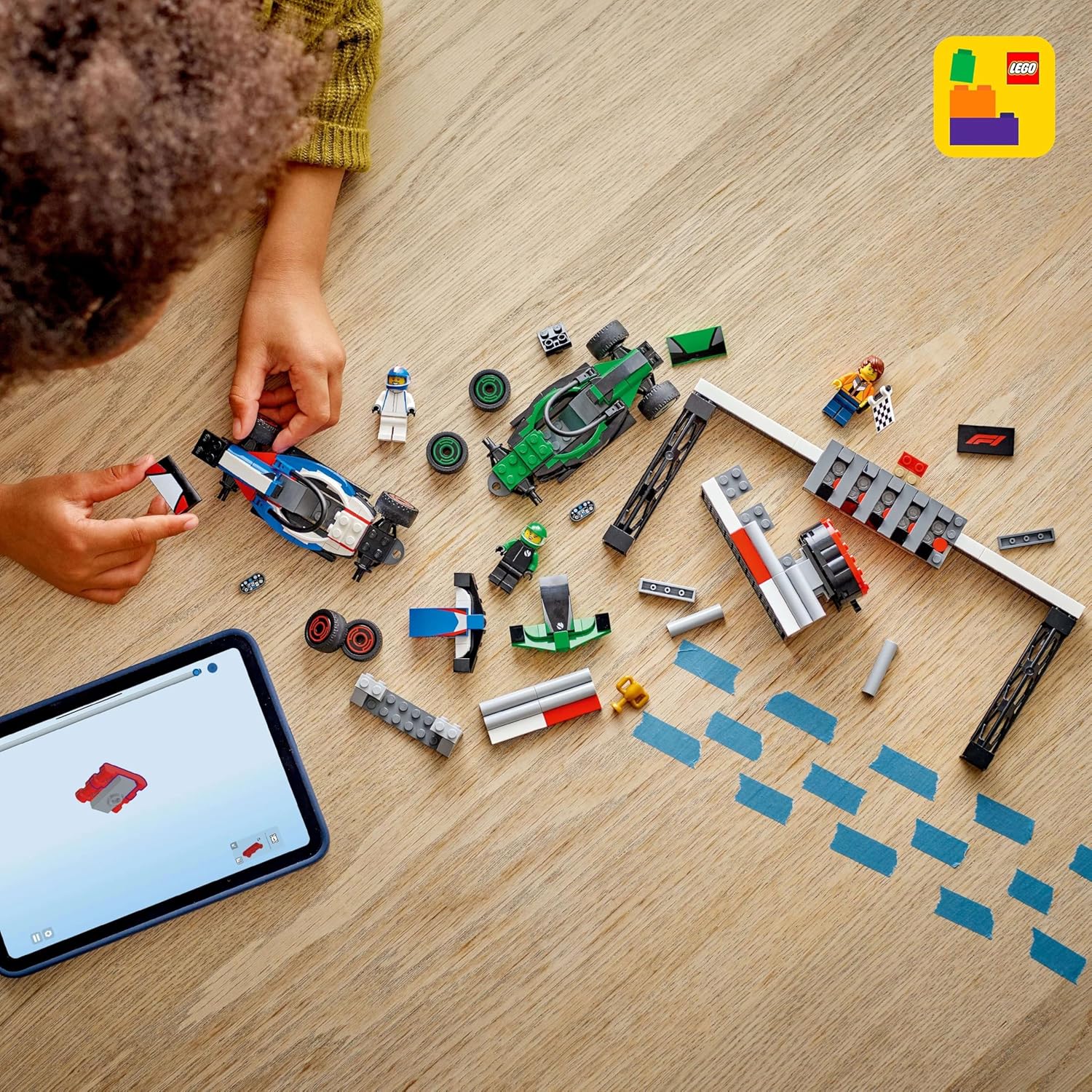 LEGO City F1 Startplan med VCARB och Sauber Racing Cars Fordonslekset 60474