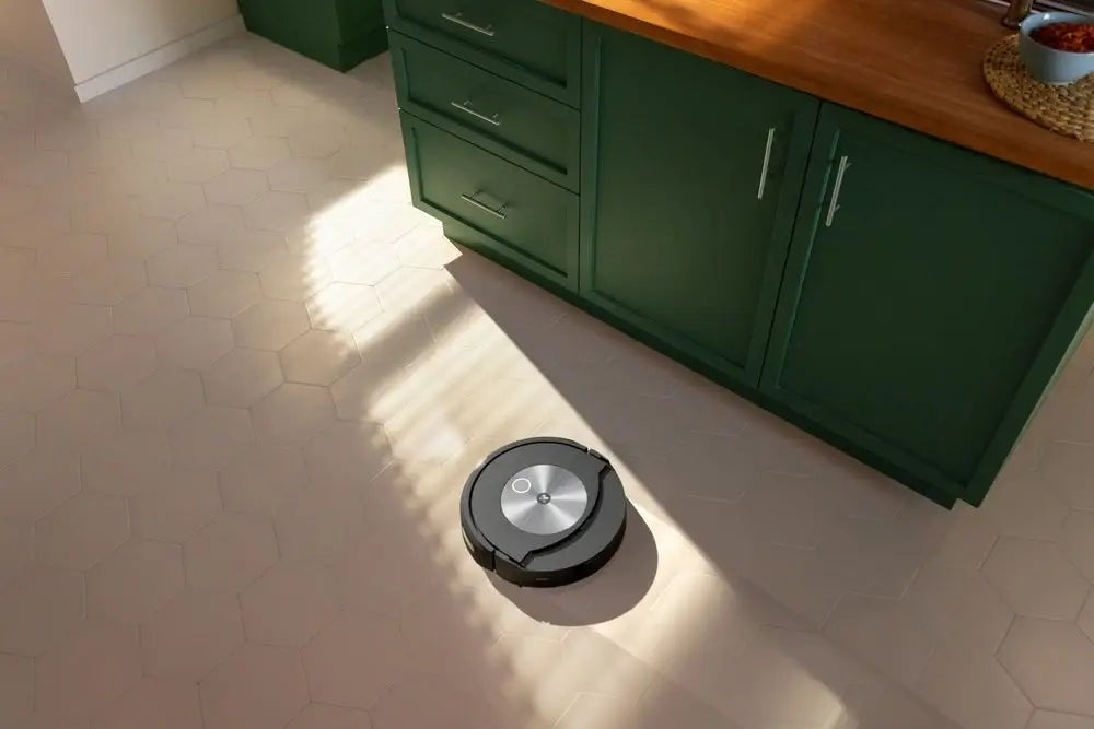 Robot sprzątający mopujący odkurzający Odkurzacz iRobot Roomba Combo j7