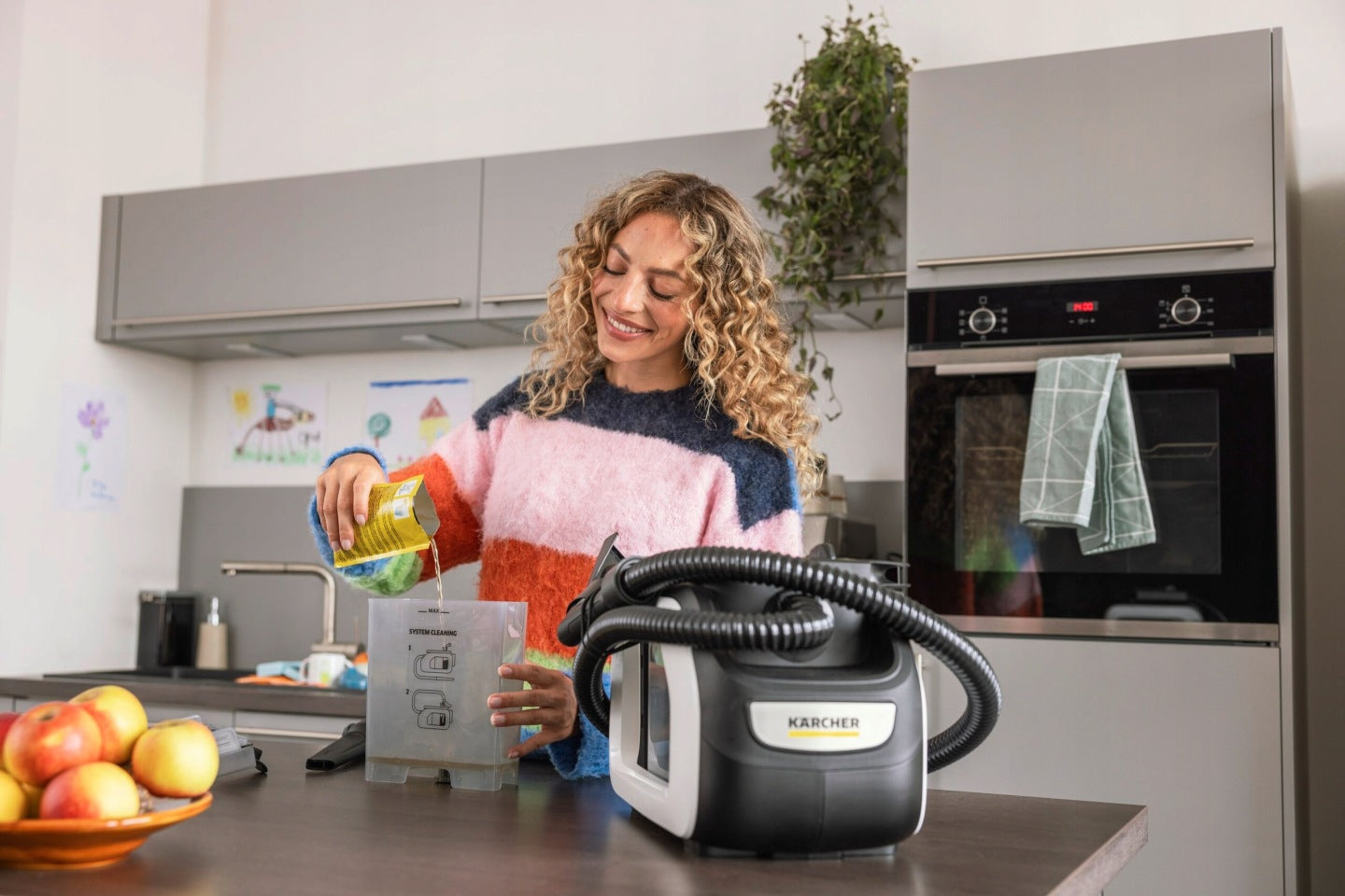 Odkurzacz piorący Karcher SE3 Compact Home + Naturalny środek czyszczący 1l